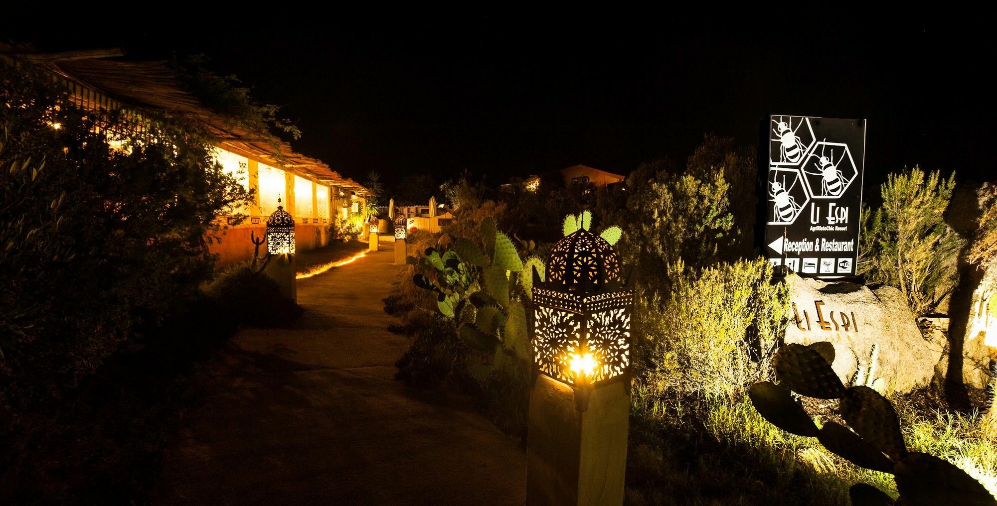 AgriRistoChic - Resort Li Espi Porto Pollo Exterior foto